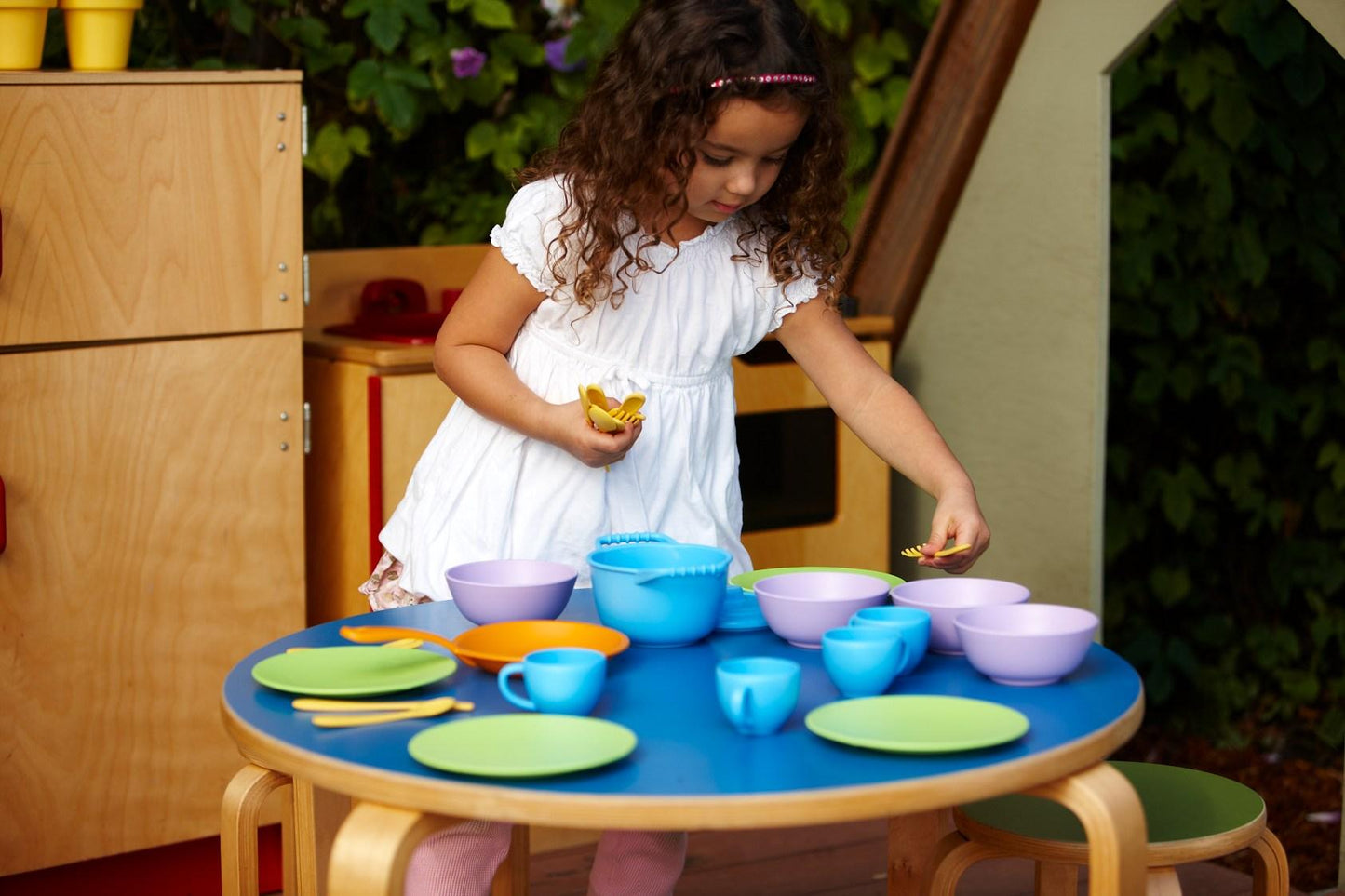 Cookware & Dining Set